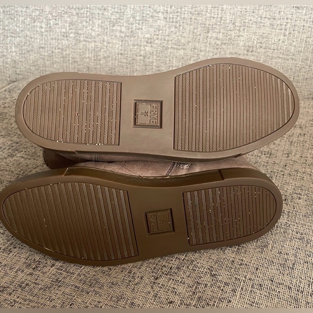 Frye Women’s Gemma Shearling Short Boot Lined, Leather. Size 7.5. So Cozy! - Picture 9 of 11
